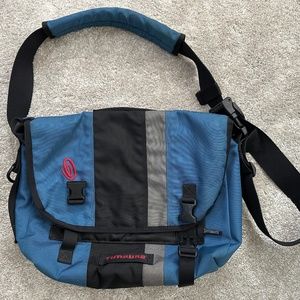 Timbuk2 Dlux Laptop Messenger Bag
